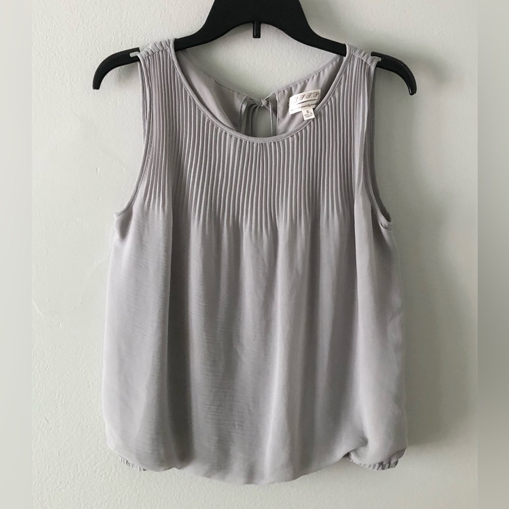 MSSP Pleated Sleeveless Blouse